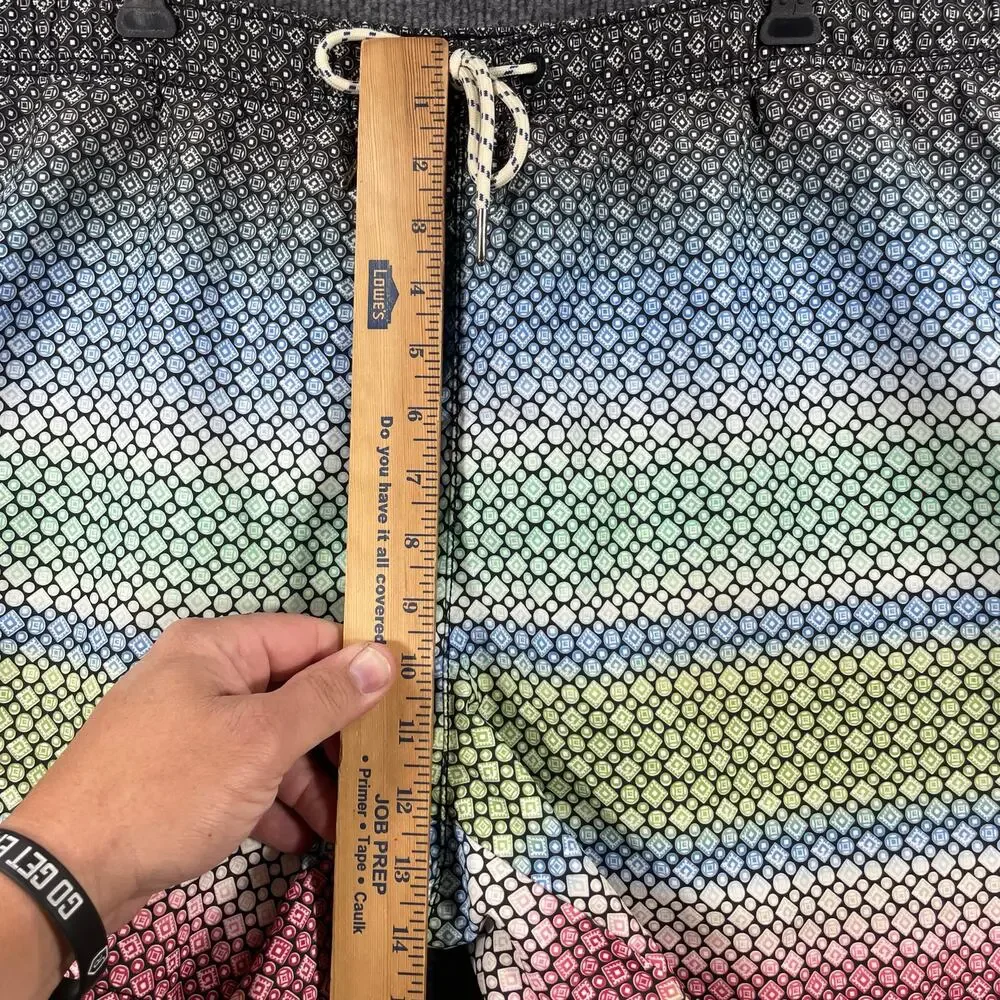 Tommy Bahama Relax Swim Shorts Men's XL Rainbow Fish Scale Colorway Lined Beach